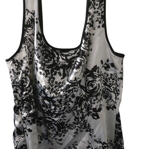 Alex Evening Size M Floral Black and White Women's Top